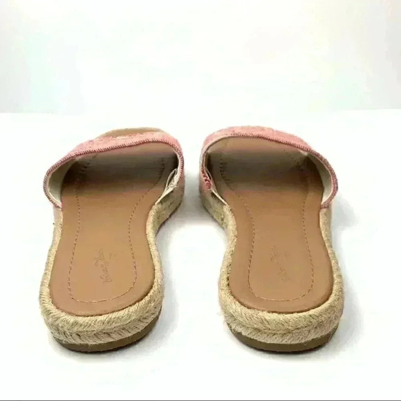 Universal threads sandals size 7 red white slip on Espadrille slides square toe - Picture 3 of 11